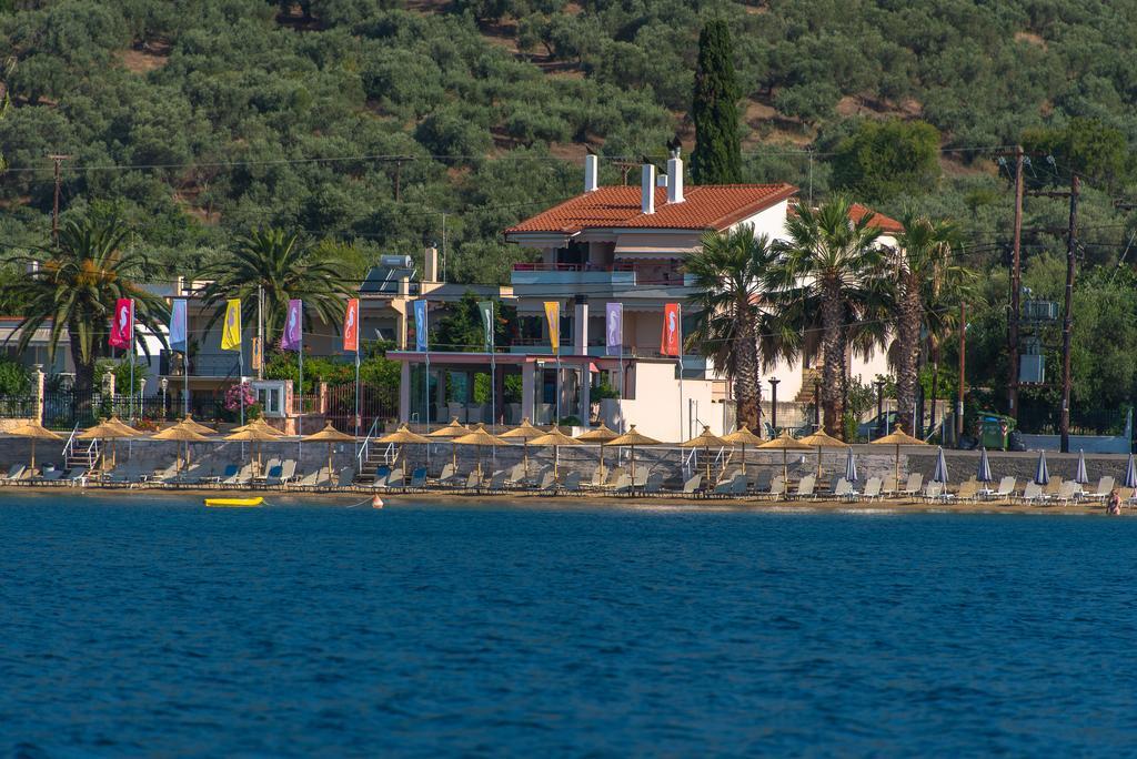 Over Sea Rooms&Villas Loutra Aidhipsou Exteriör bild