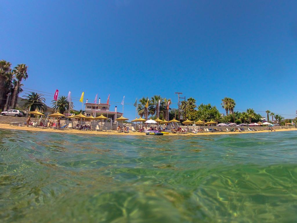 Over Sea Rooms&Villas Loutra Aidhipsou Exteriör bild